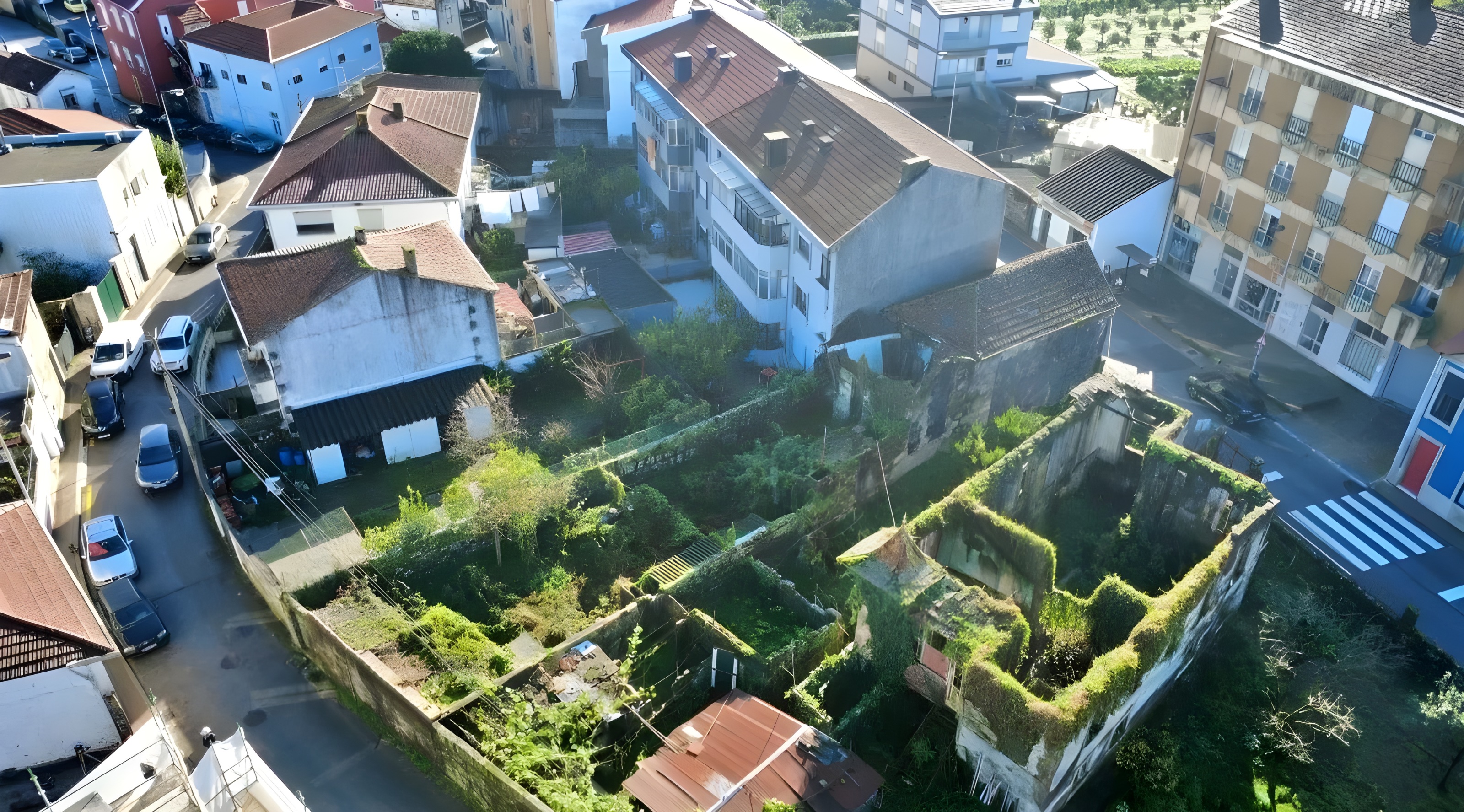 Terreno de 253 m² em zona ARU próximo ao Hospital de São João — miniatura 4