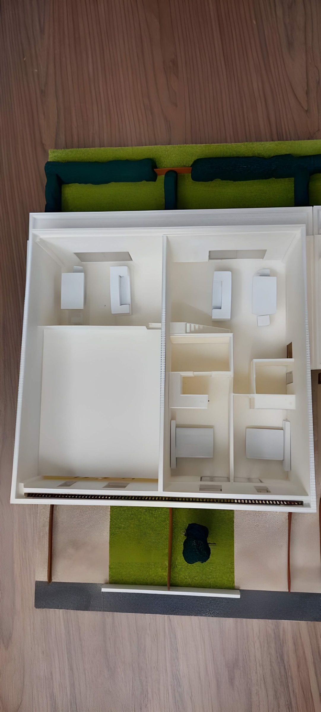 Terreno com PIP aprovado para 16 moradias duplex — miniatura 4