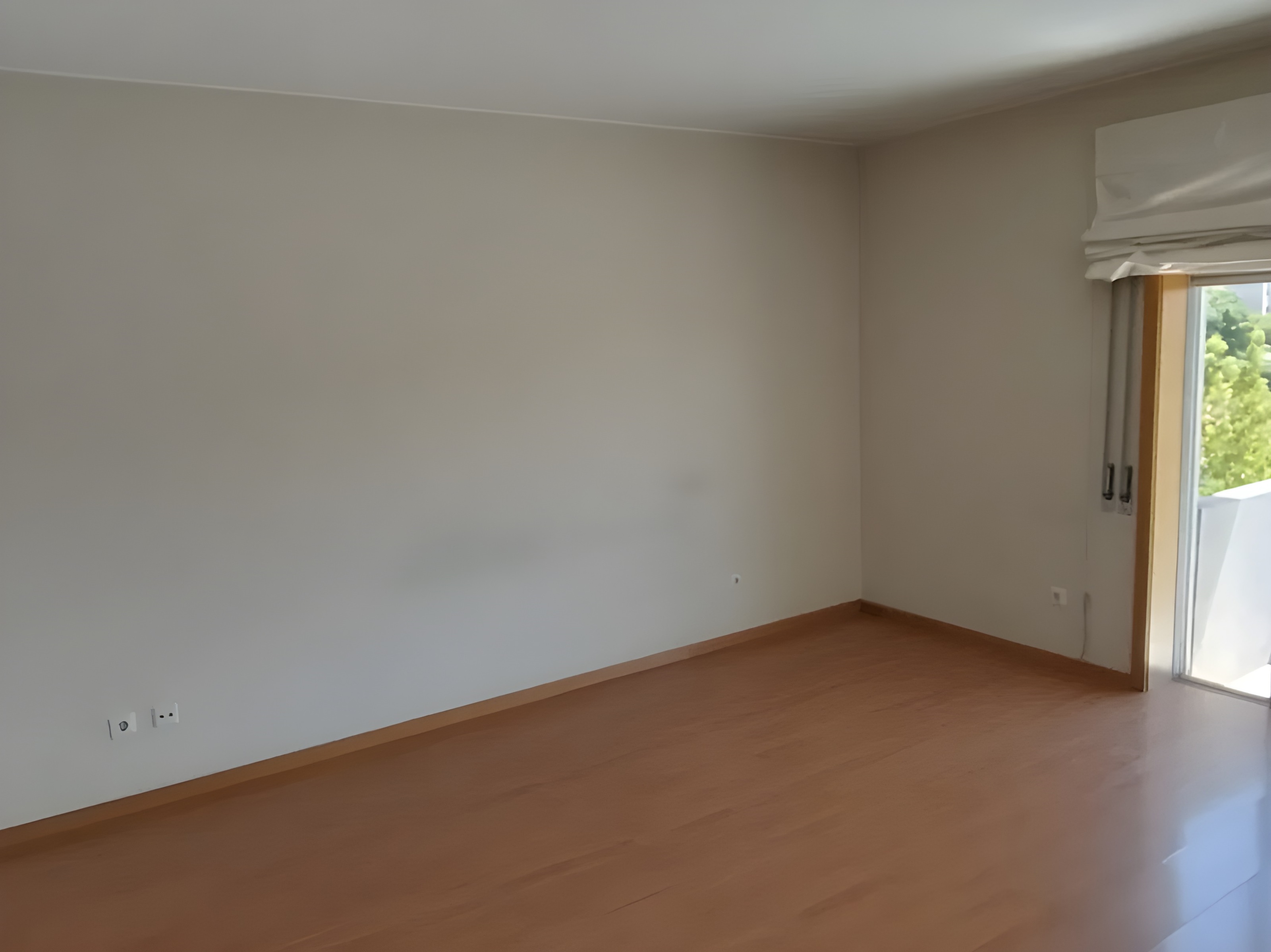 Apartamento T1 mobilado junto ao Polo Universitário e Hospital de São João — miniatura 4