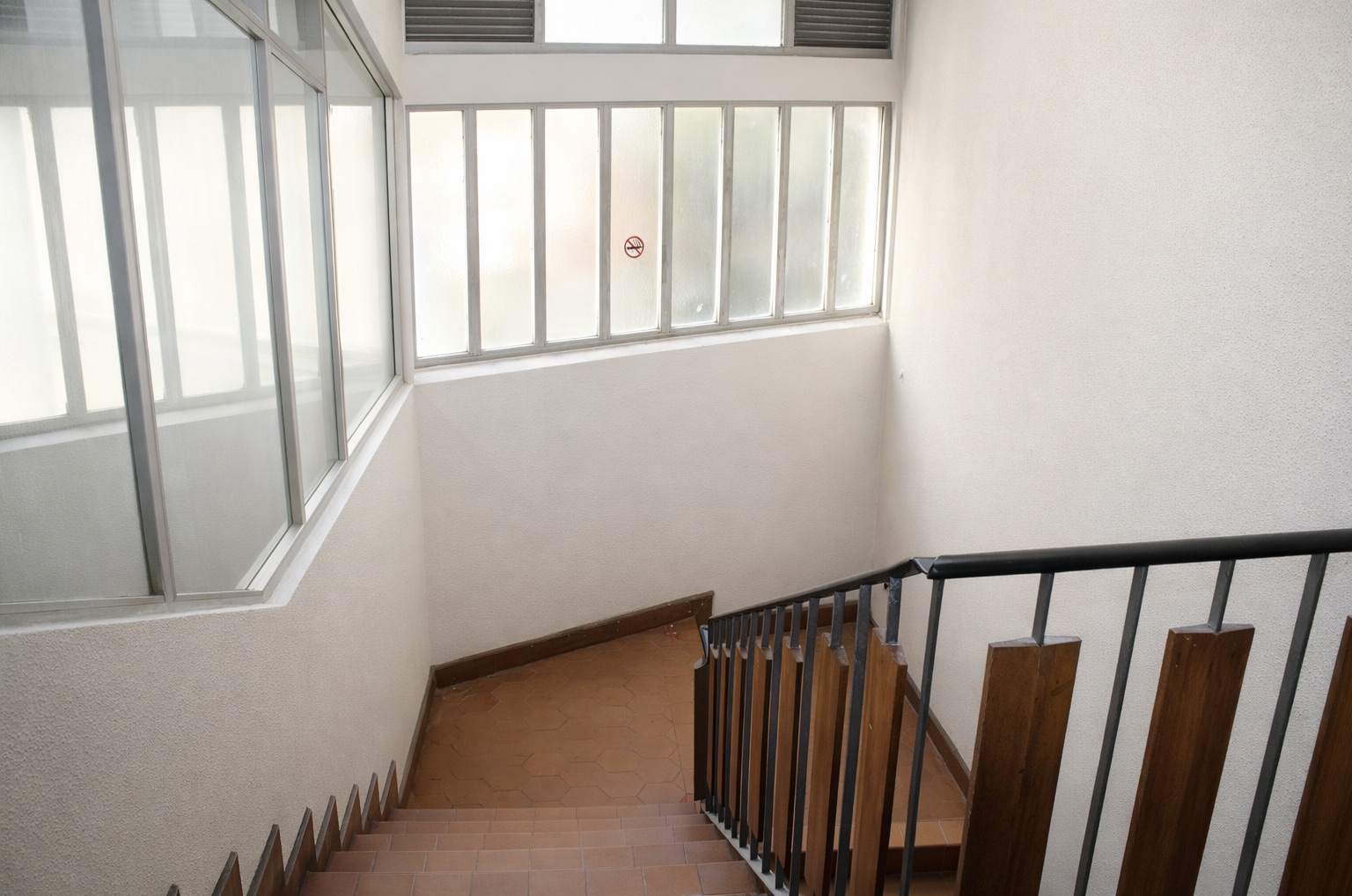 Loja renovada no centro comercial da Rua da Boavista — miniatura 6