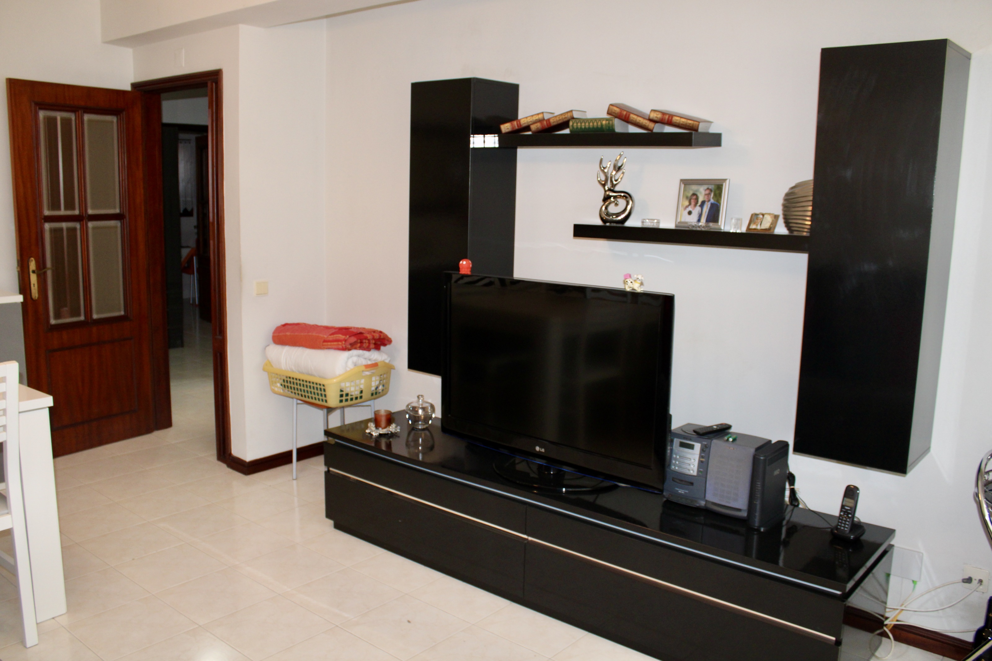 Apartamento T2 com terraço fantástico em Vila Nova de Gaia — miniatura 4