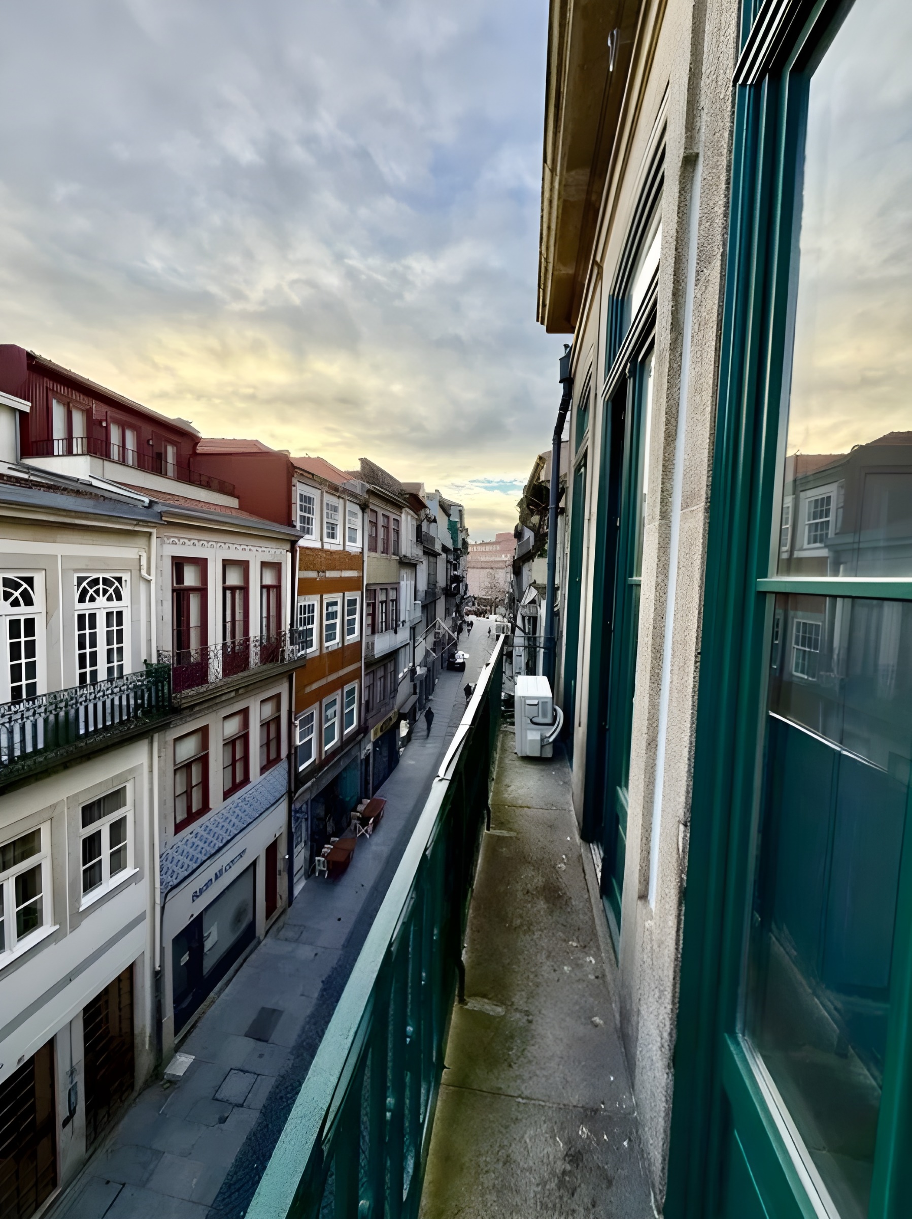 T0 novo de charme no centro histórico do Porto com potencial AL — miniatura 8