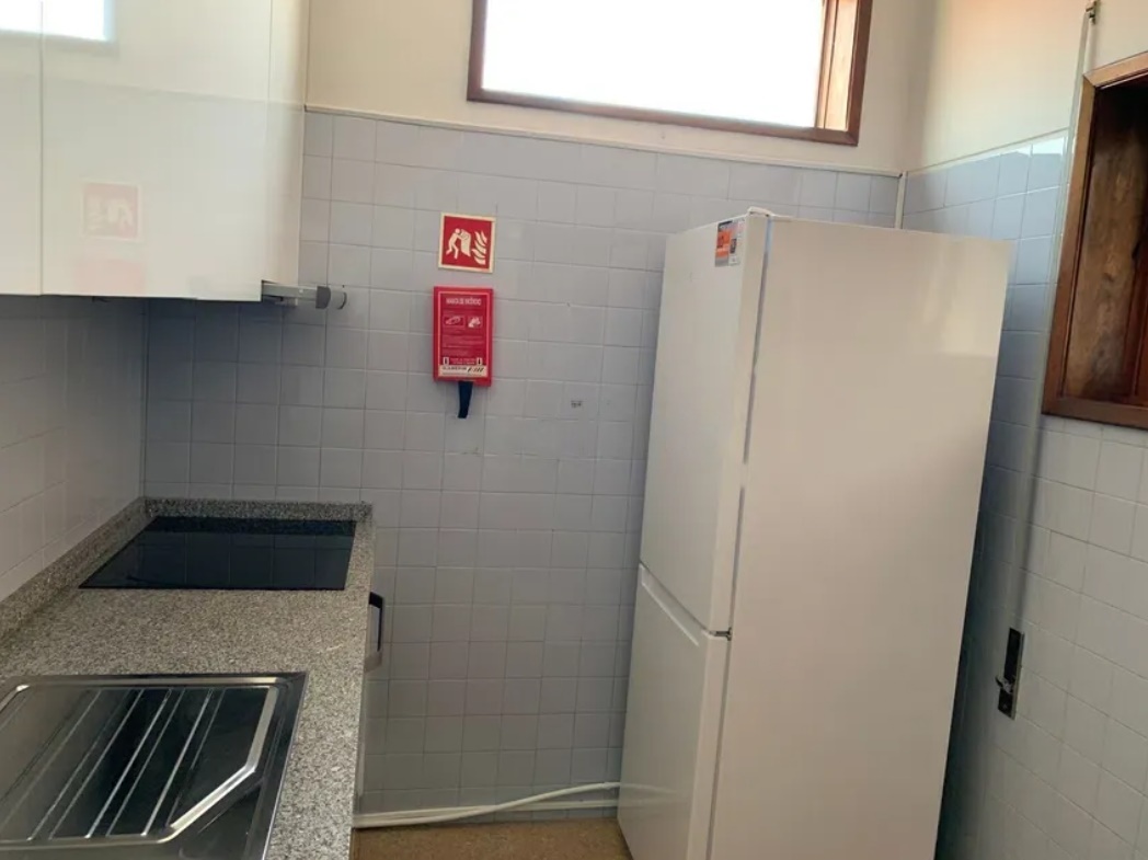 Prédio com 4 T2 e licença AL ativa em Cedofeita — miniatura 6