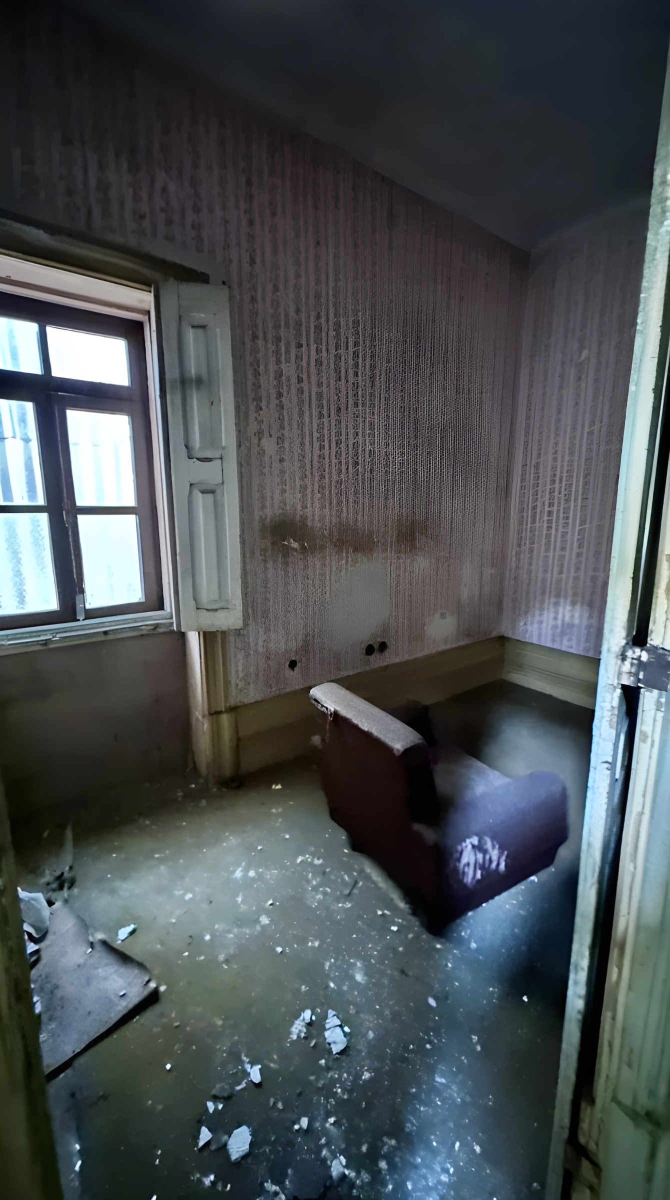 Moradia independente com terreno em zona central de São Mamede Infesta — miniatura 20