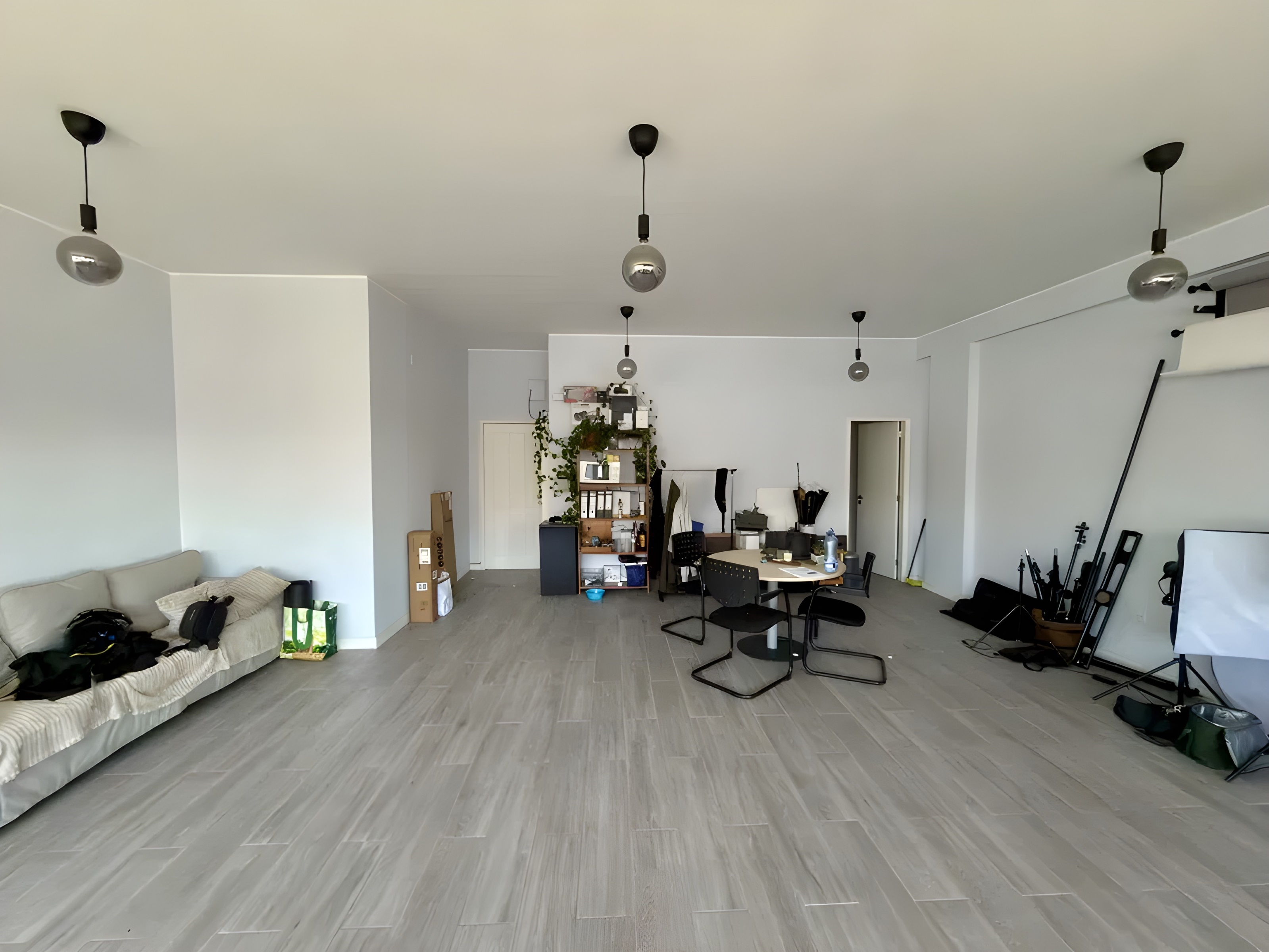 Escritório de 75 m² para arrendamento frente ao Mira Maia — miniatura 3