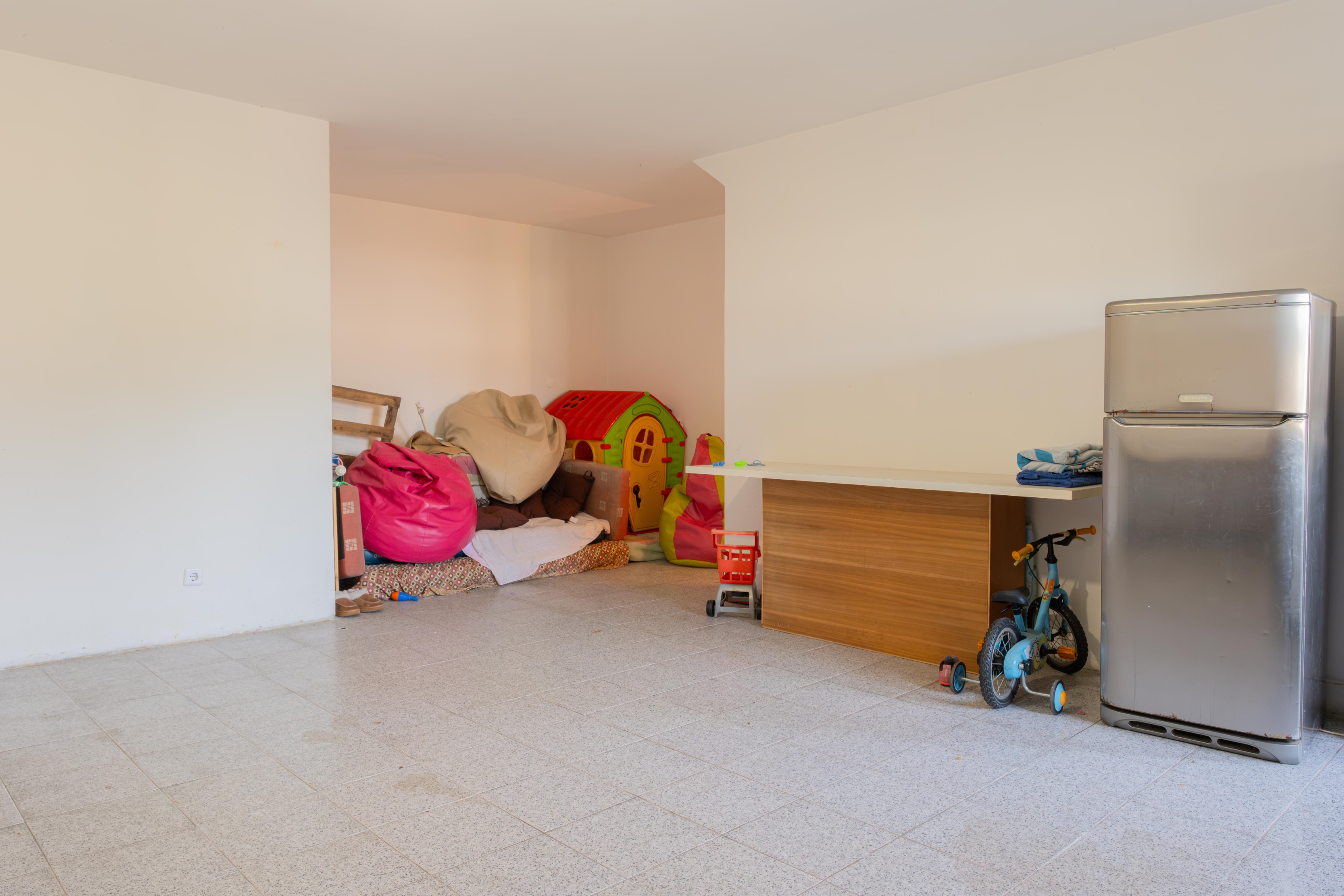 Moradia T3 com 3 pisos, jardim, terraço e churrasqueira em Campo — miniatura 34
