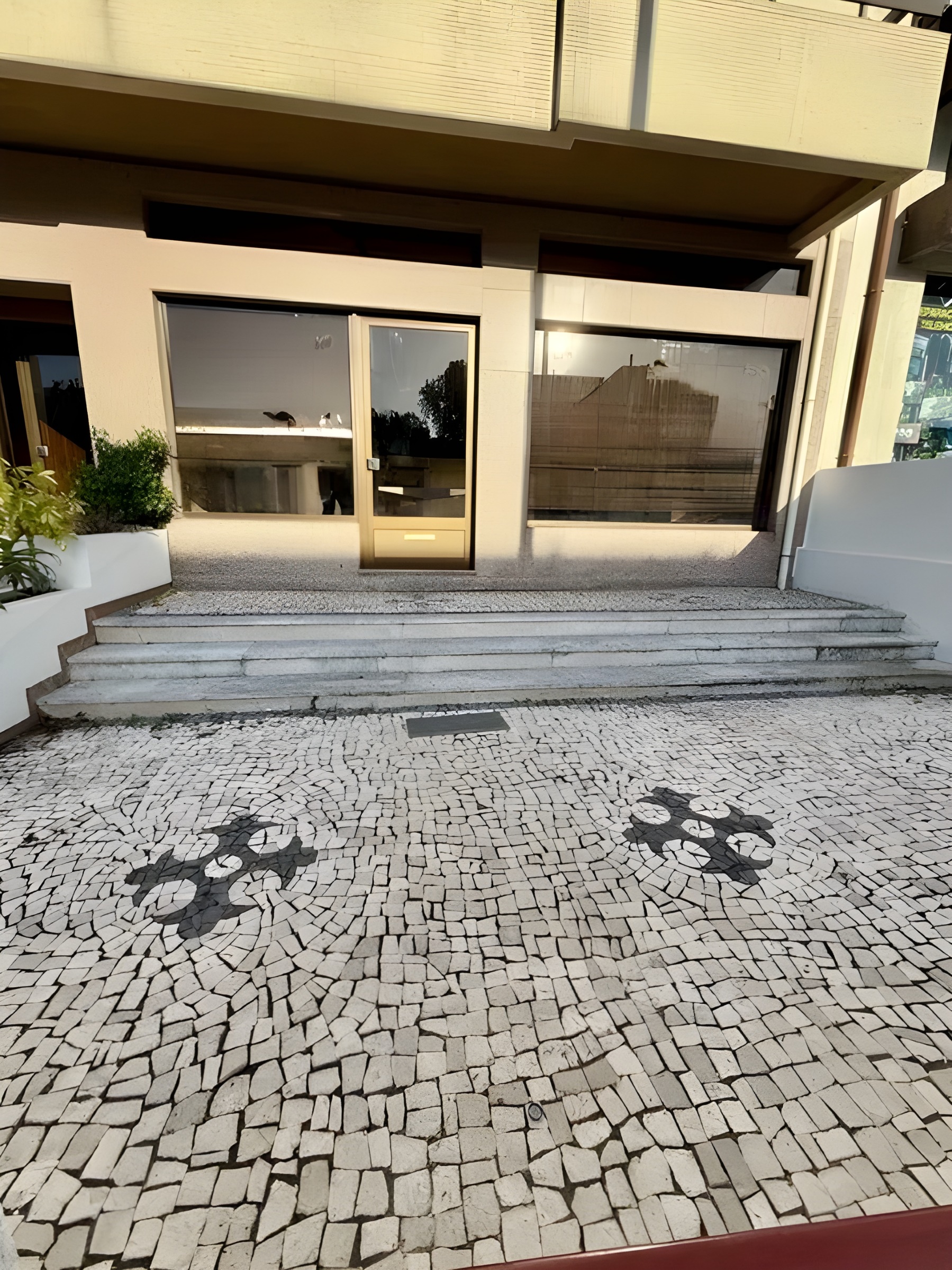 Estabelecimento comercial com 2 pisos e possibilidade de divisão — miniatura 7