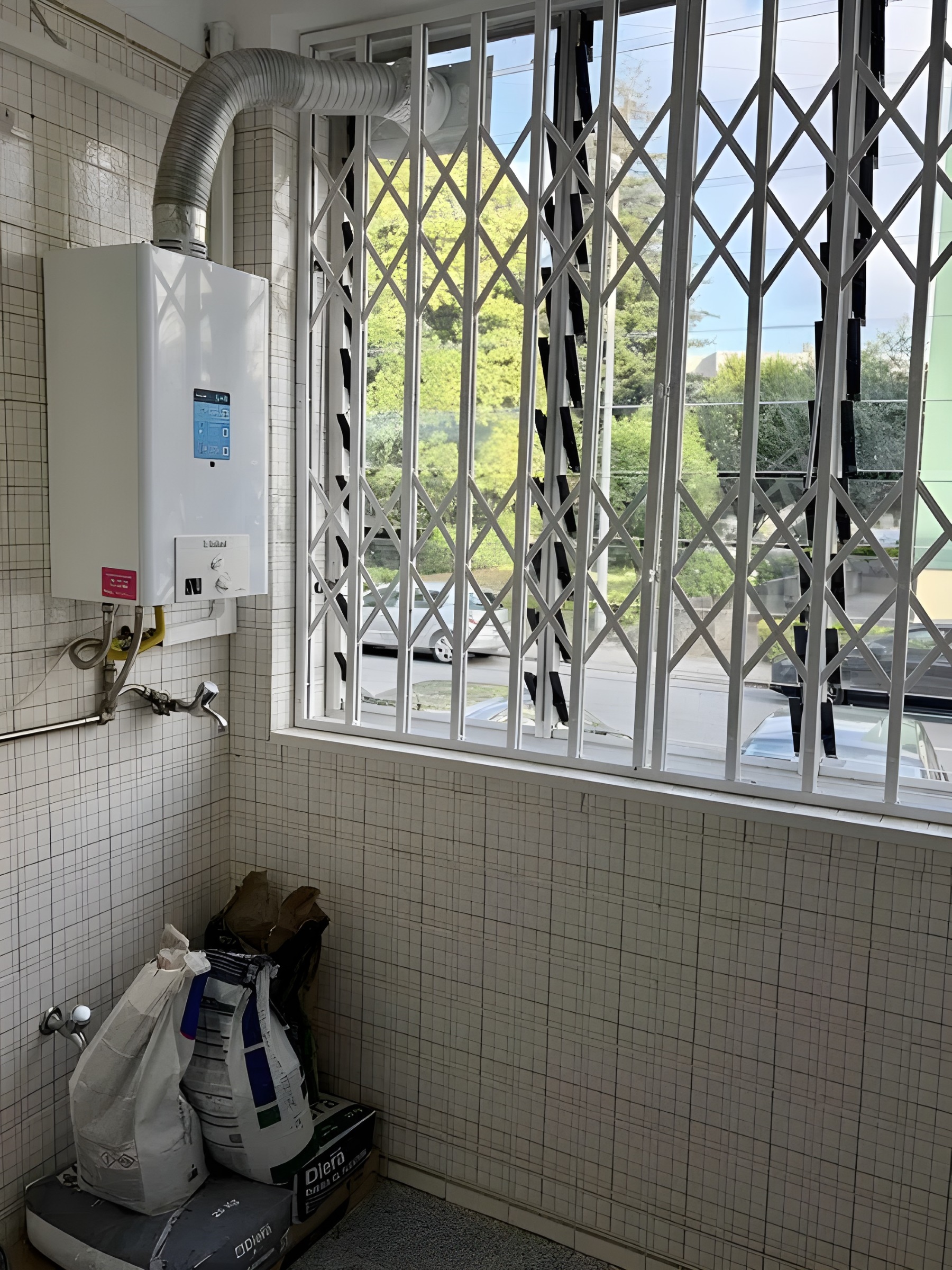 Apartamento T3 renovado na Senhora da Hora — miniatura 3