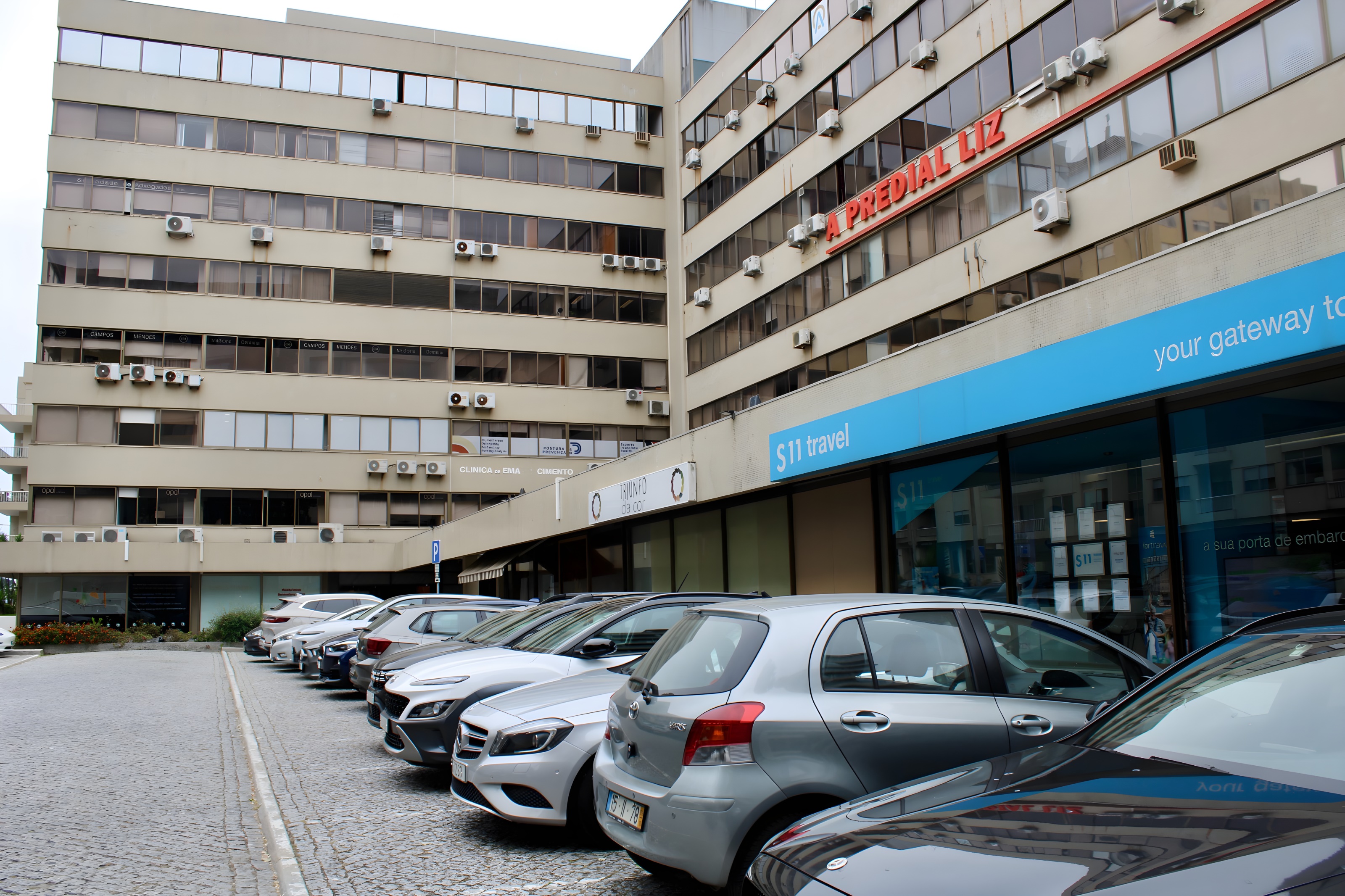 Loja com 60 m² na prestigiada zona da Boavista — miniatura 3