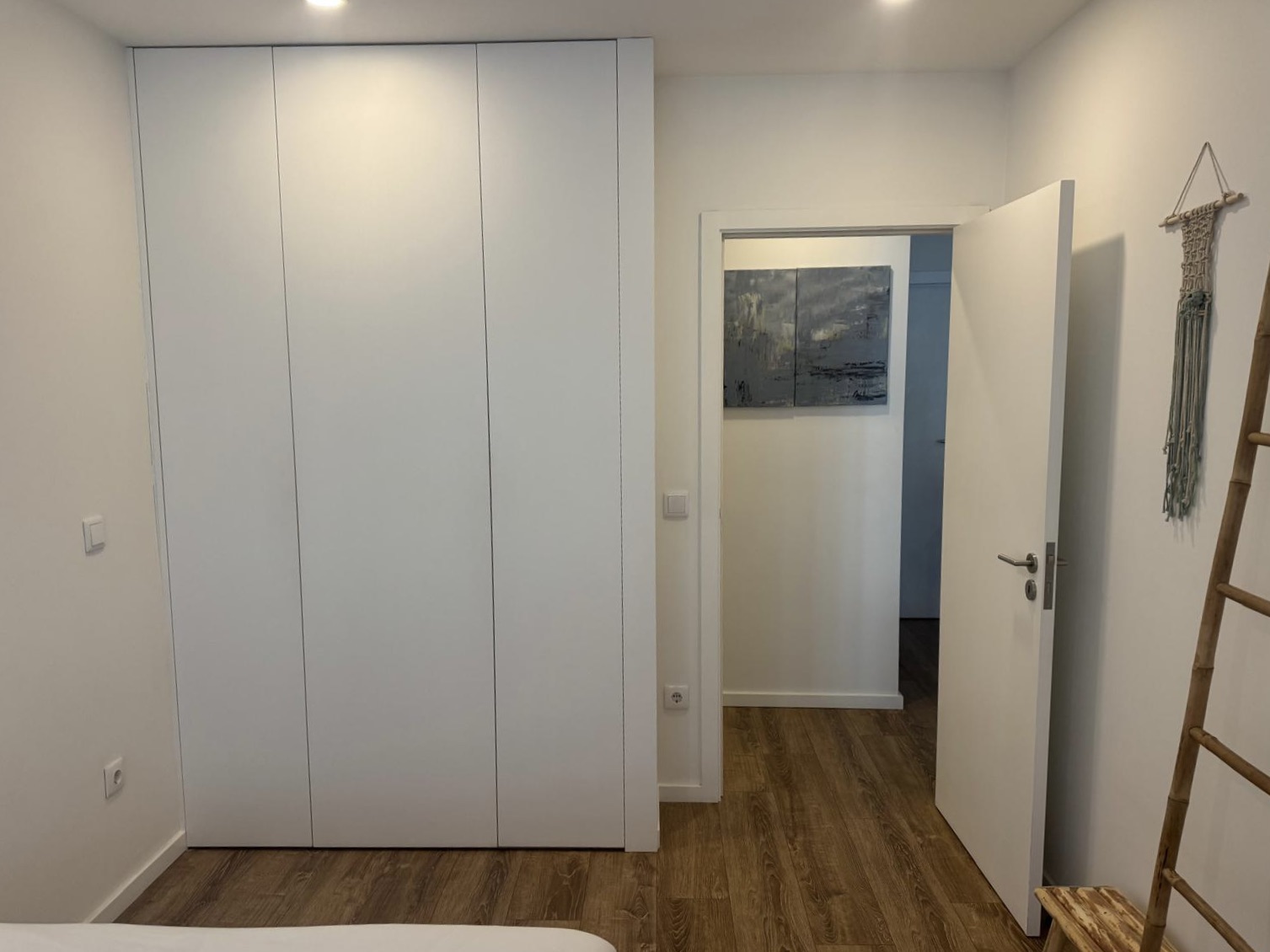 Apartamento T1 mobilado e equipado em zona central — miniatura 11