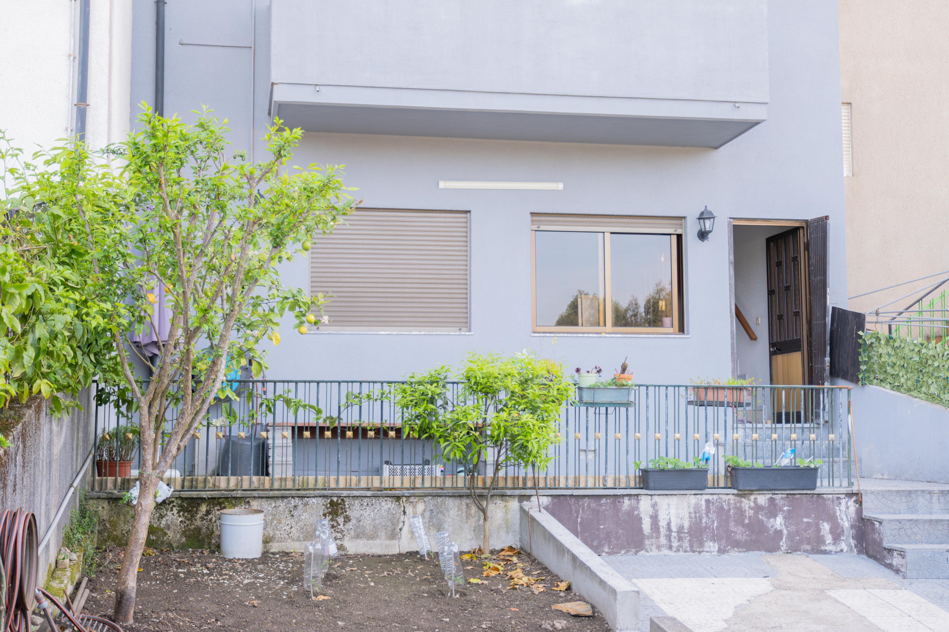 Moradia T3 com 3 pisos, jardim, terraço e churrasqueira em Campo — miniatura 37