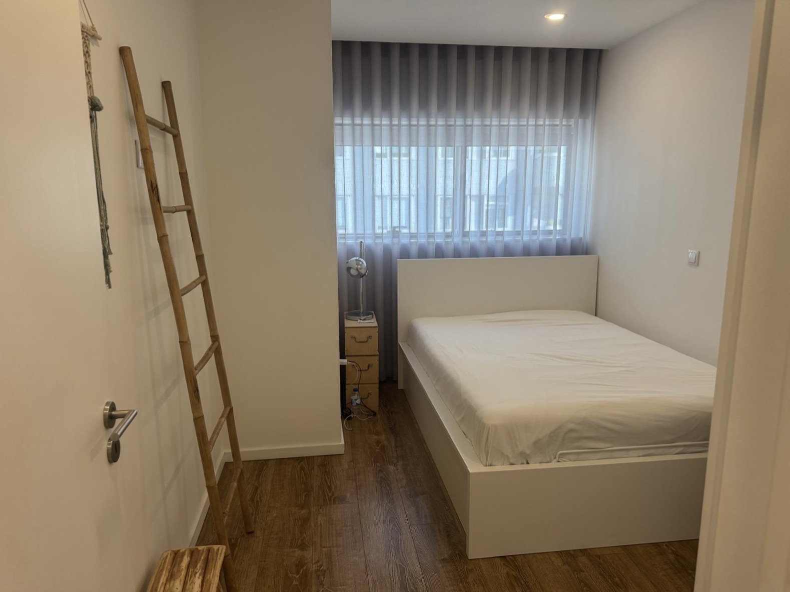Apartamento T1 mobilado e equipado em zona central — miniatura 10