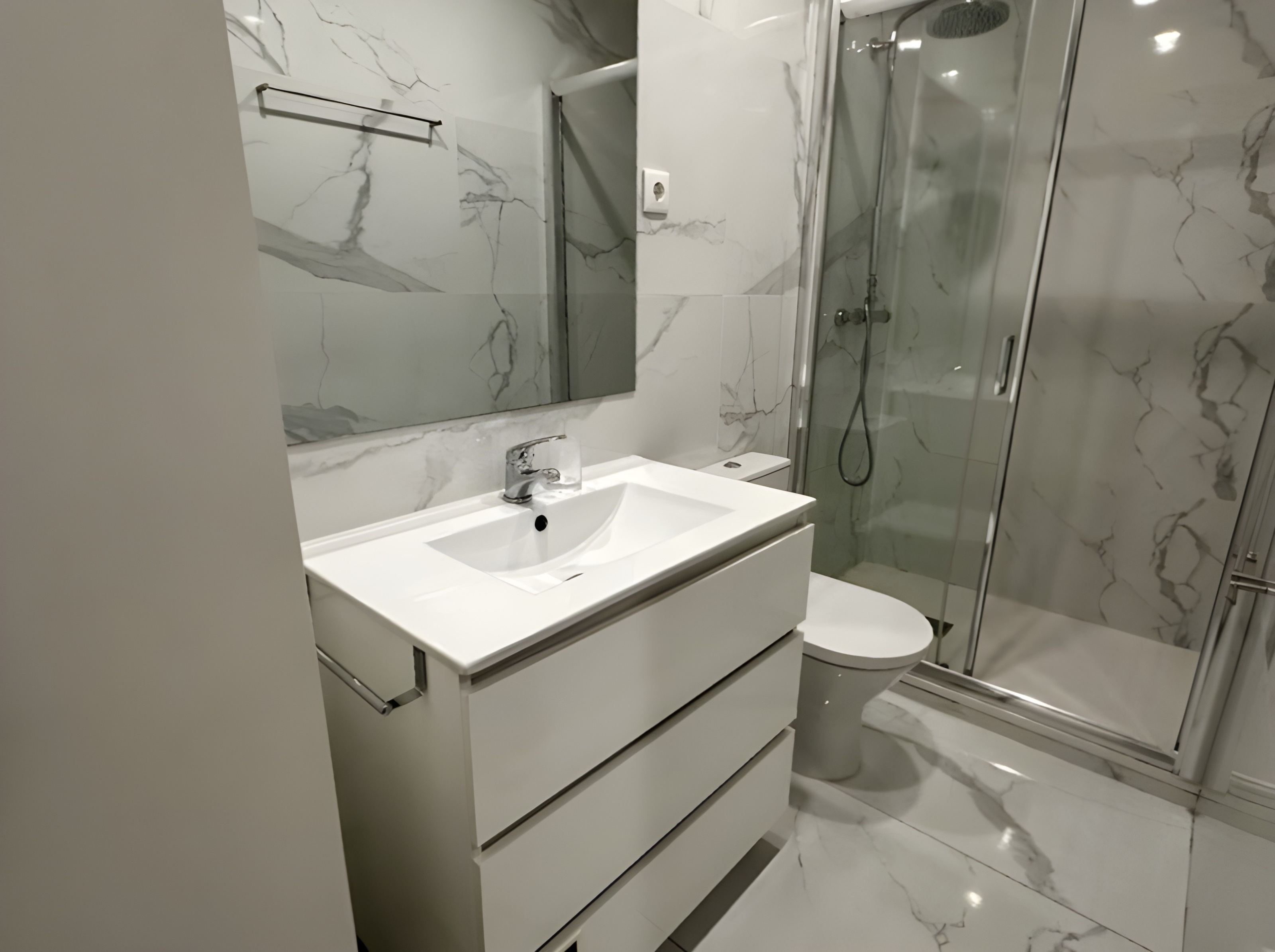 Apartamento T1 mobilado e equipado em zona central — miniatura 14