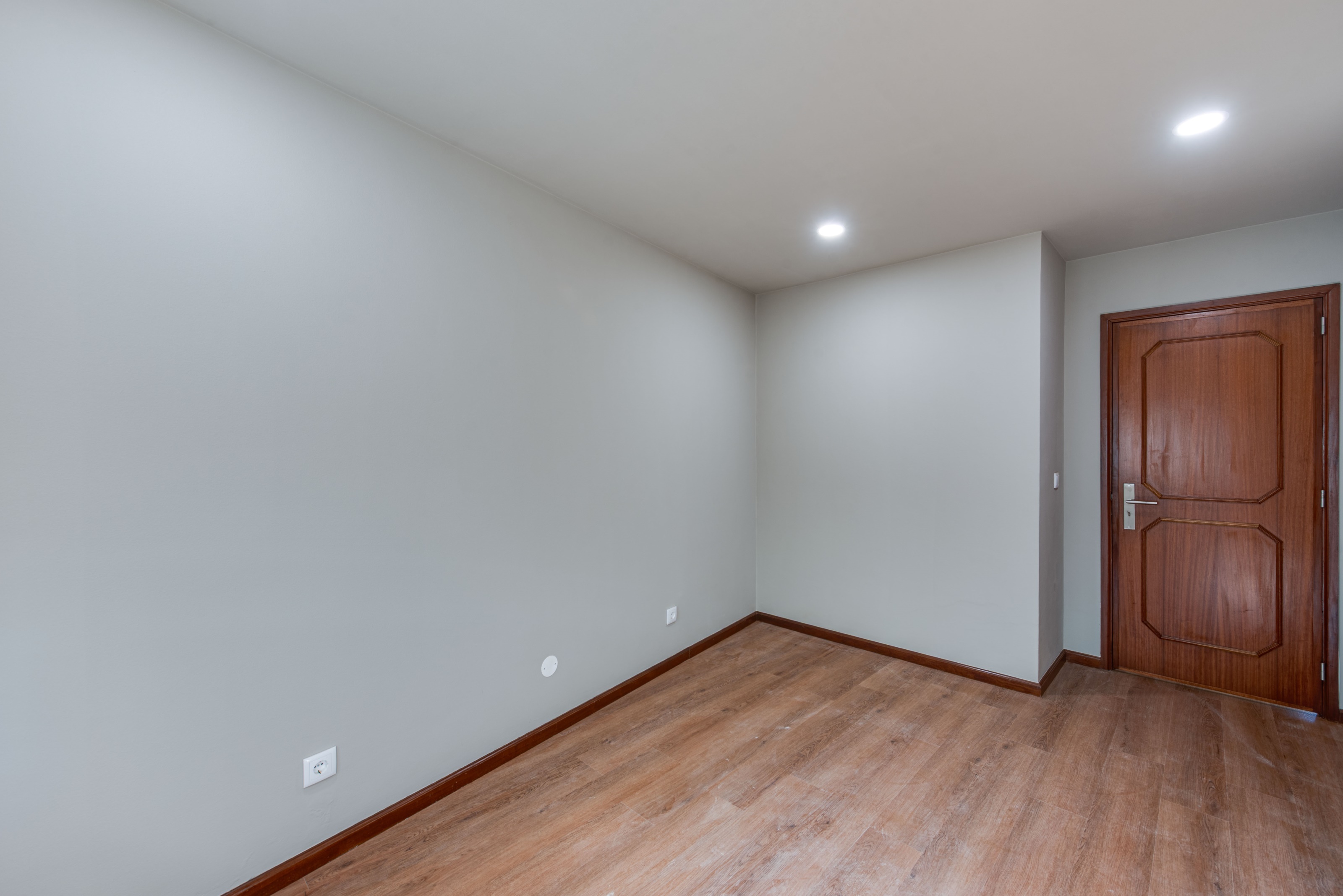 Apartamento T2 totalmente remodelado em Gaia — miniatura 20