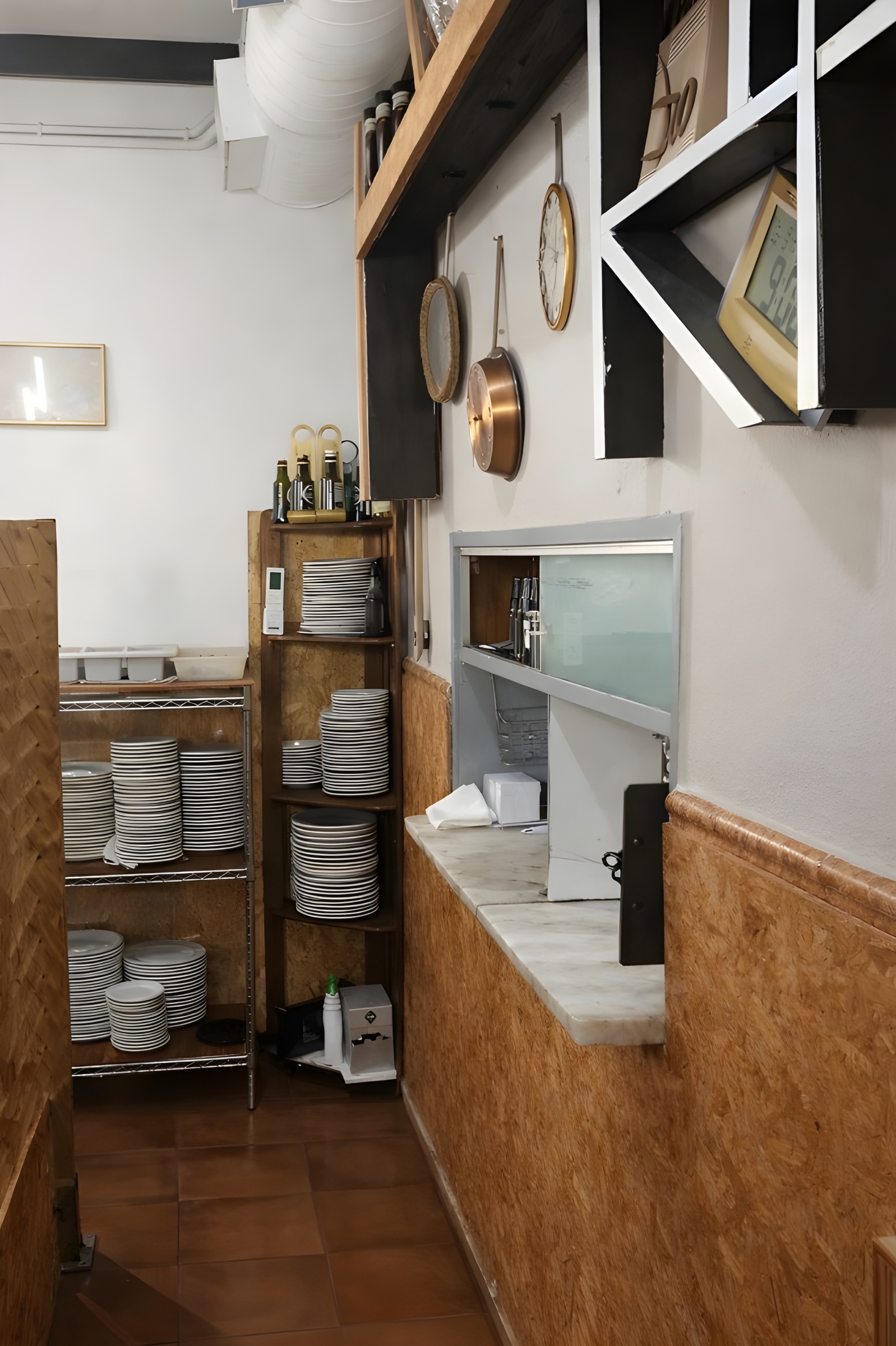 Trespasse de restaurante em Mafamude equipado e em funcionamento — miniatura 3