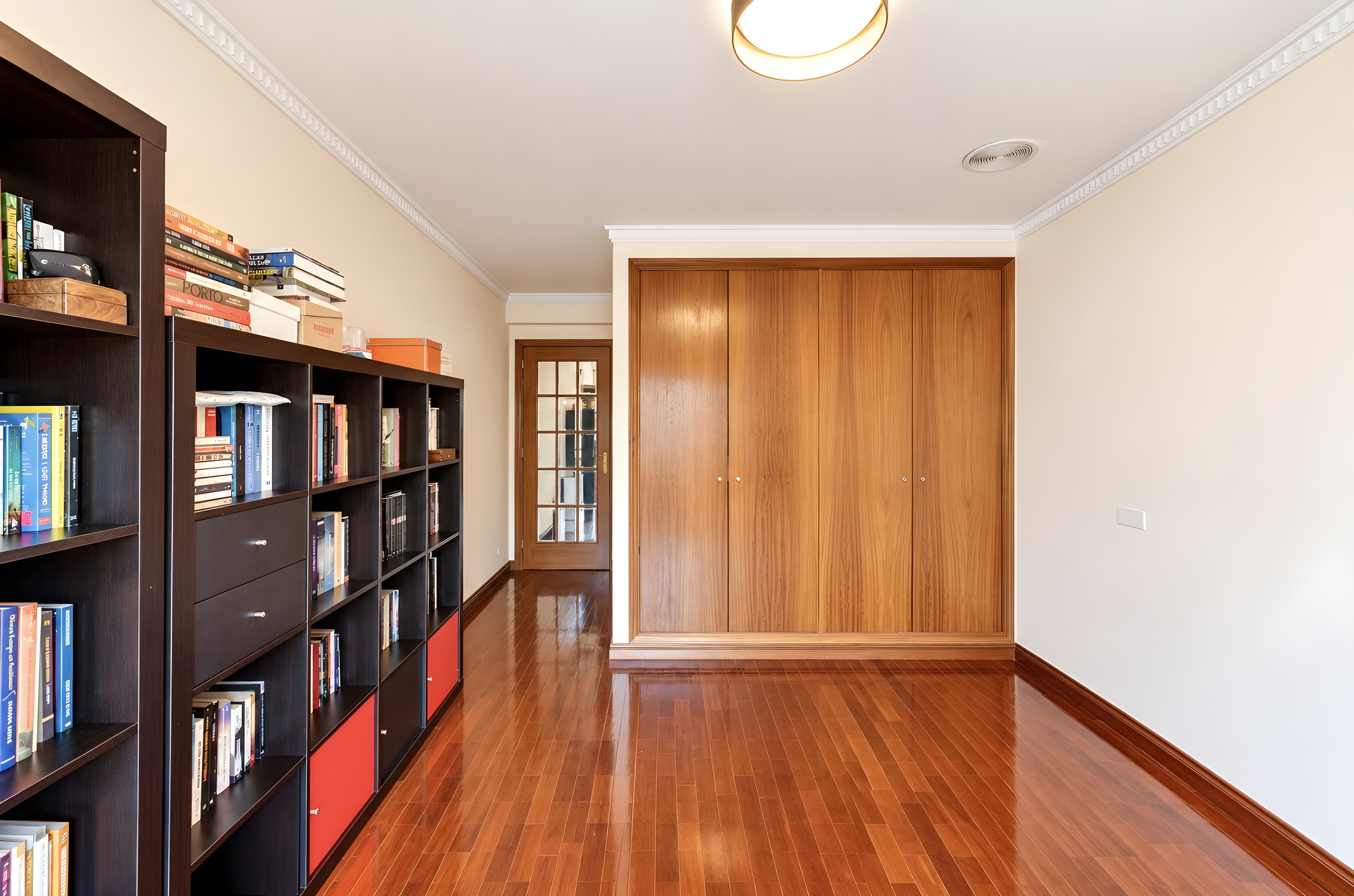 Apartamento T2+1 com suite e varanda no centro de Gaia — miniatura 25