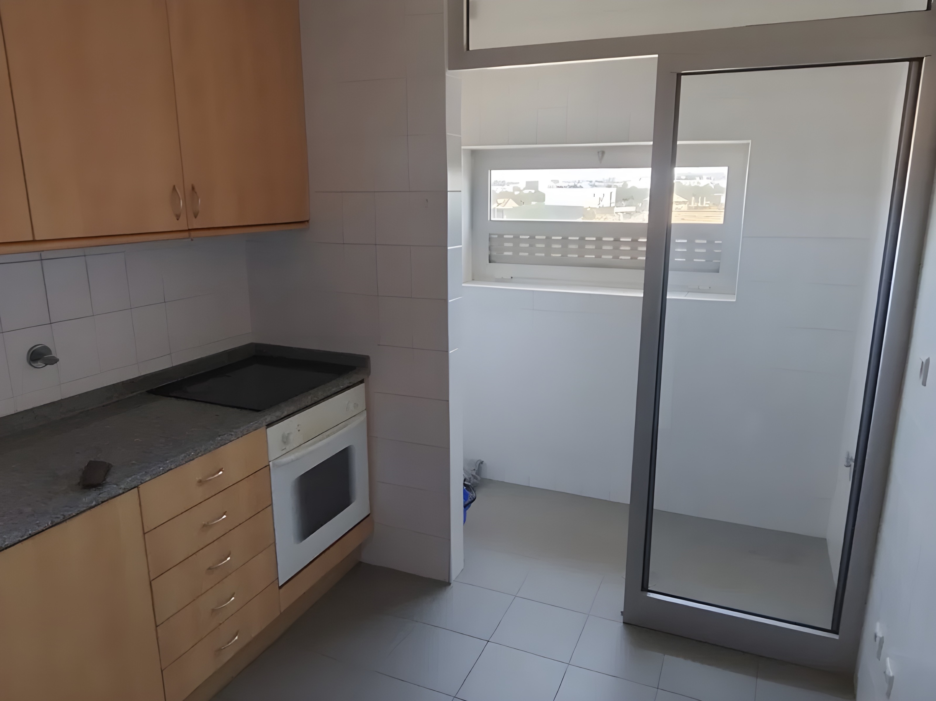 Apartamento T1 mobilado junto ao Polo Universitário e Hospital de São João — miniatura 5