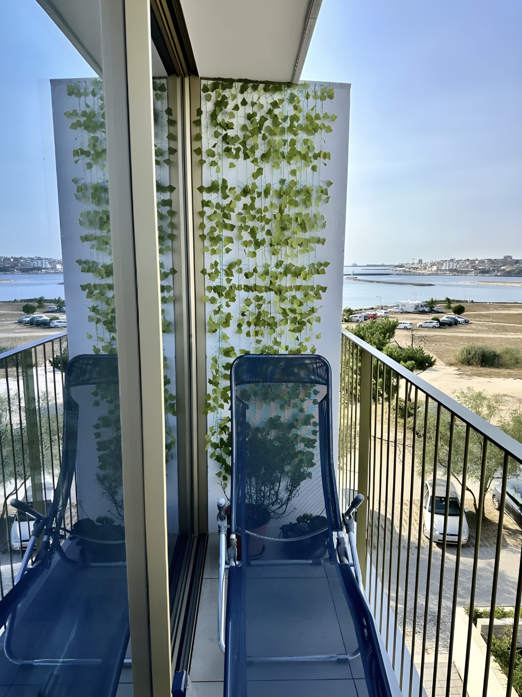 T2 com vistas deslumbrantes sobre o Douro, o Porto e o Oceano Atlântico — miniatura 20