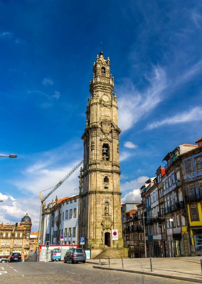 Prédio na baixa do Porto com 5 frações — miniatura 4