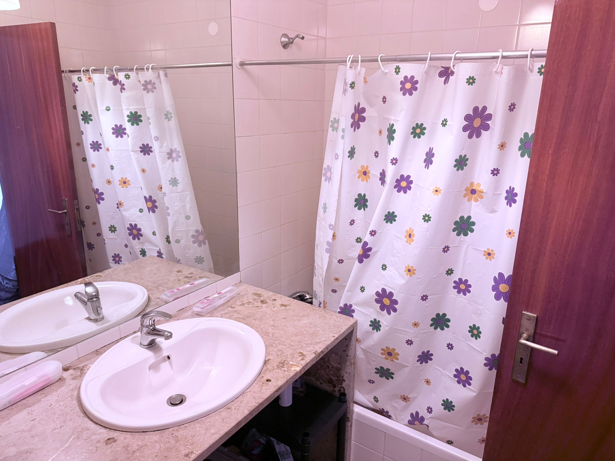 Apartamento T1 próximo das praias em Leça da Palmeira — miniatura 8