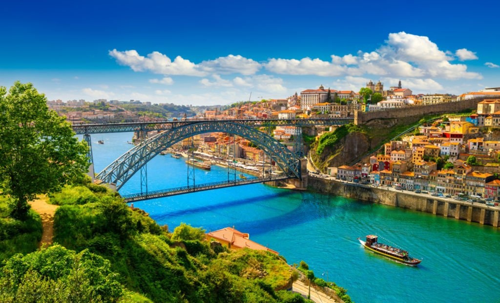 Terrenos no Porto e Gaia para construção em altura — miniatura 8