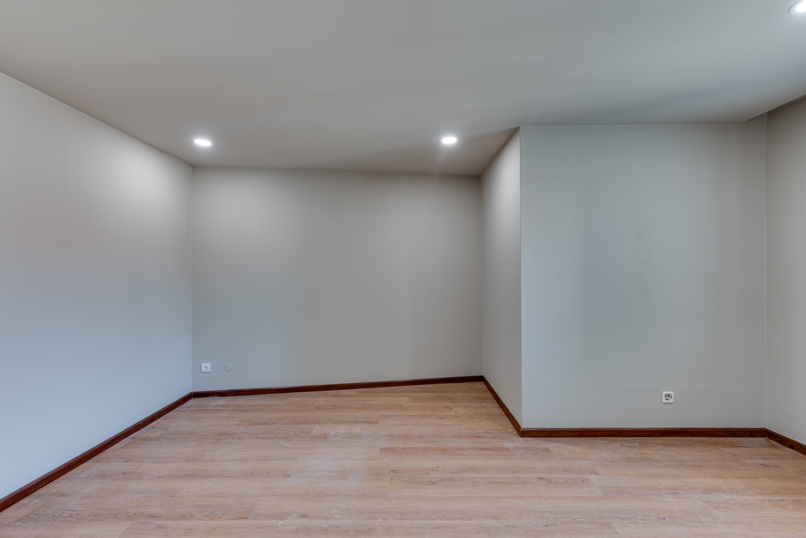Apartamento T2 totalmente remodelado em Gaia — miniatura 3