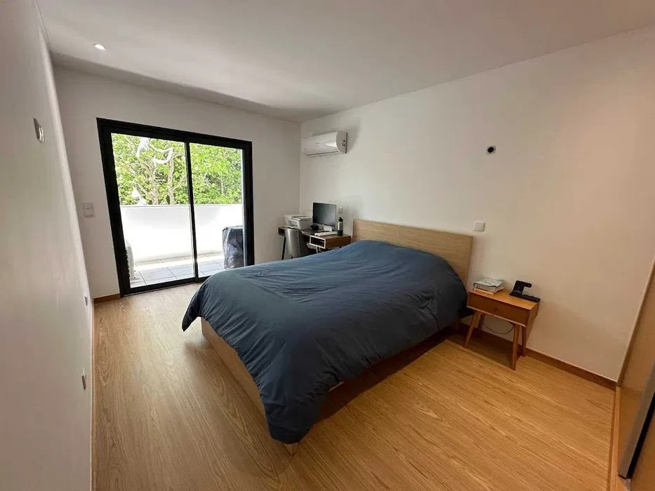 Apartamento T4 de luxo mobilado e equipado com piscina aquecida — miniatura 6
