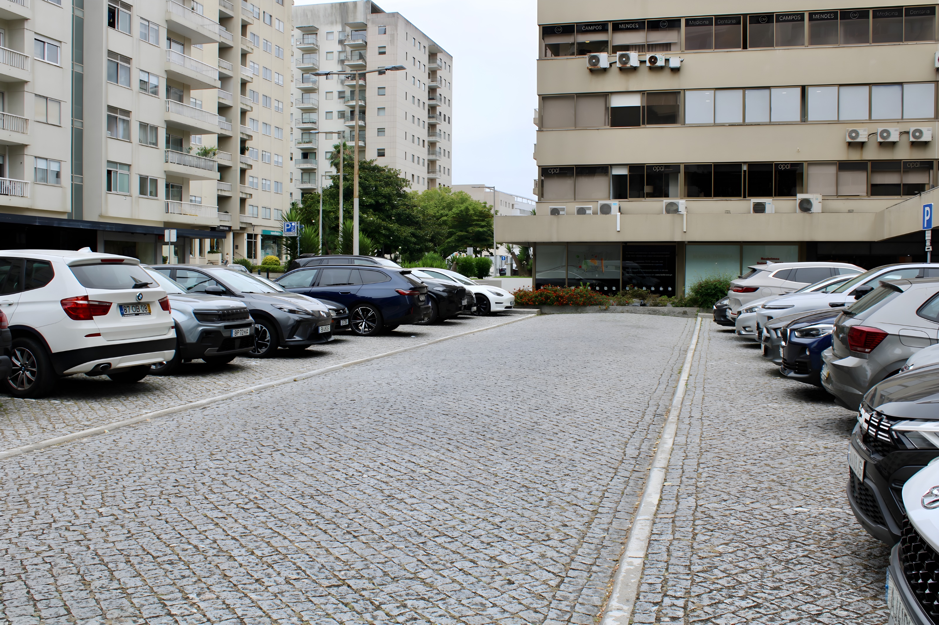 Loja com 60 m² na prestigiada zona da Boavista — miniatura 2