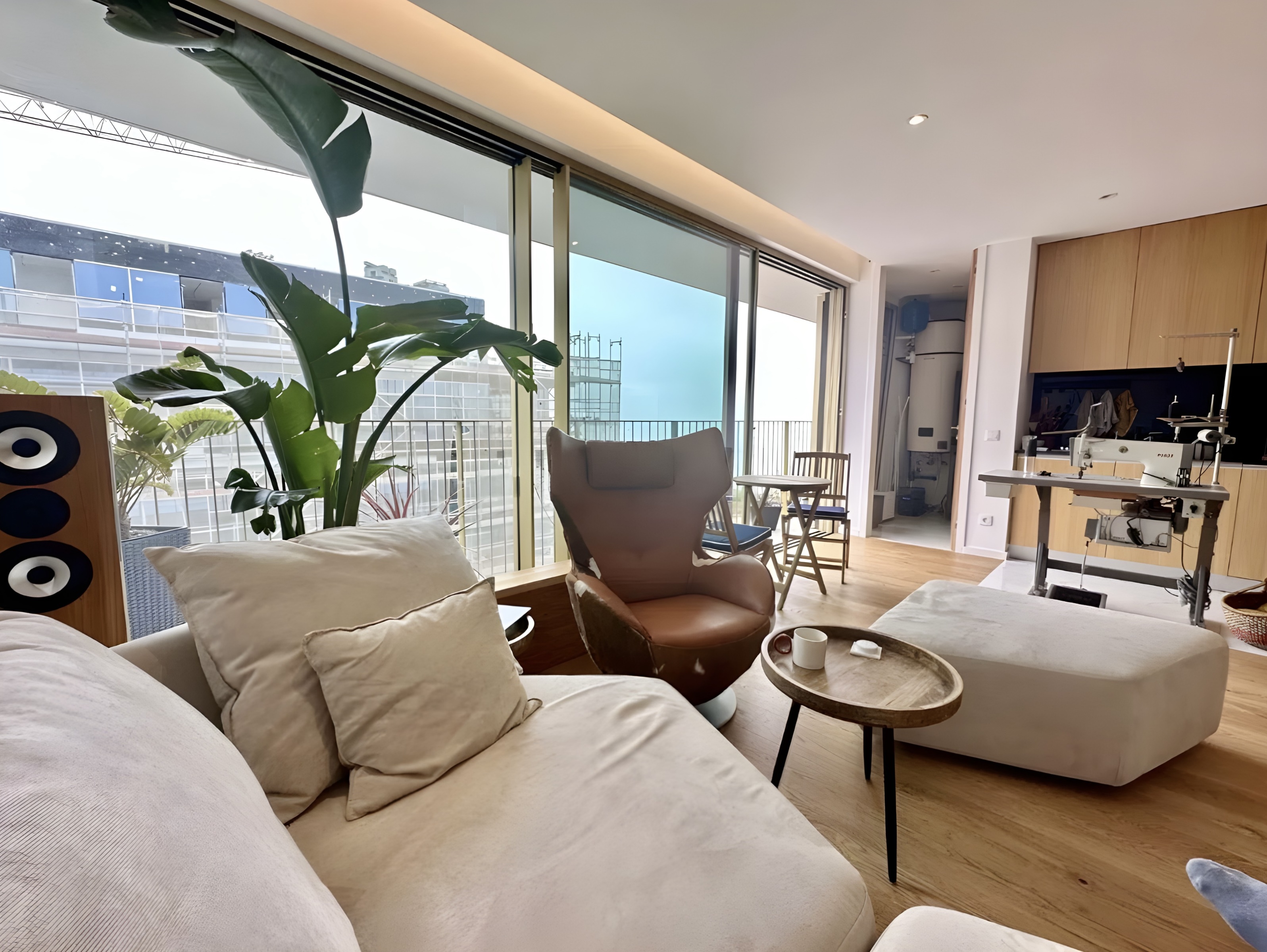 T2 com vistas deslumbrantes sobre o Douro, o Porto e o Oceano Atlântico — miniatura 3