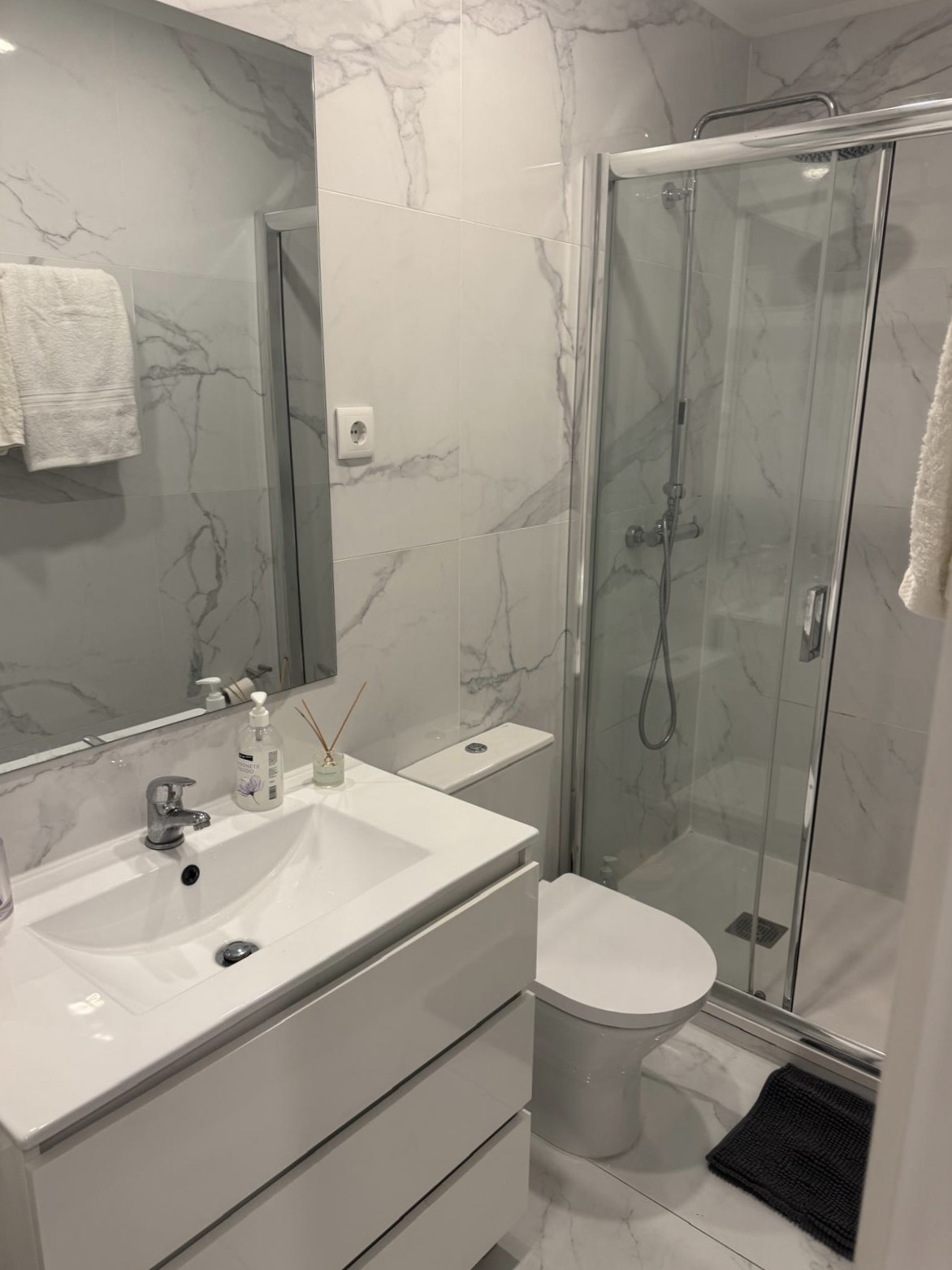 Apartamento T1 mobilado e equipado em zona central — miniatura 13