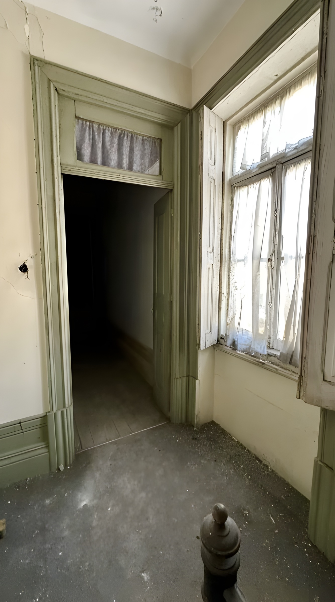 Moradia independente com terreno em zona central de São Mamede Infesta — miniatura 17