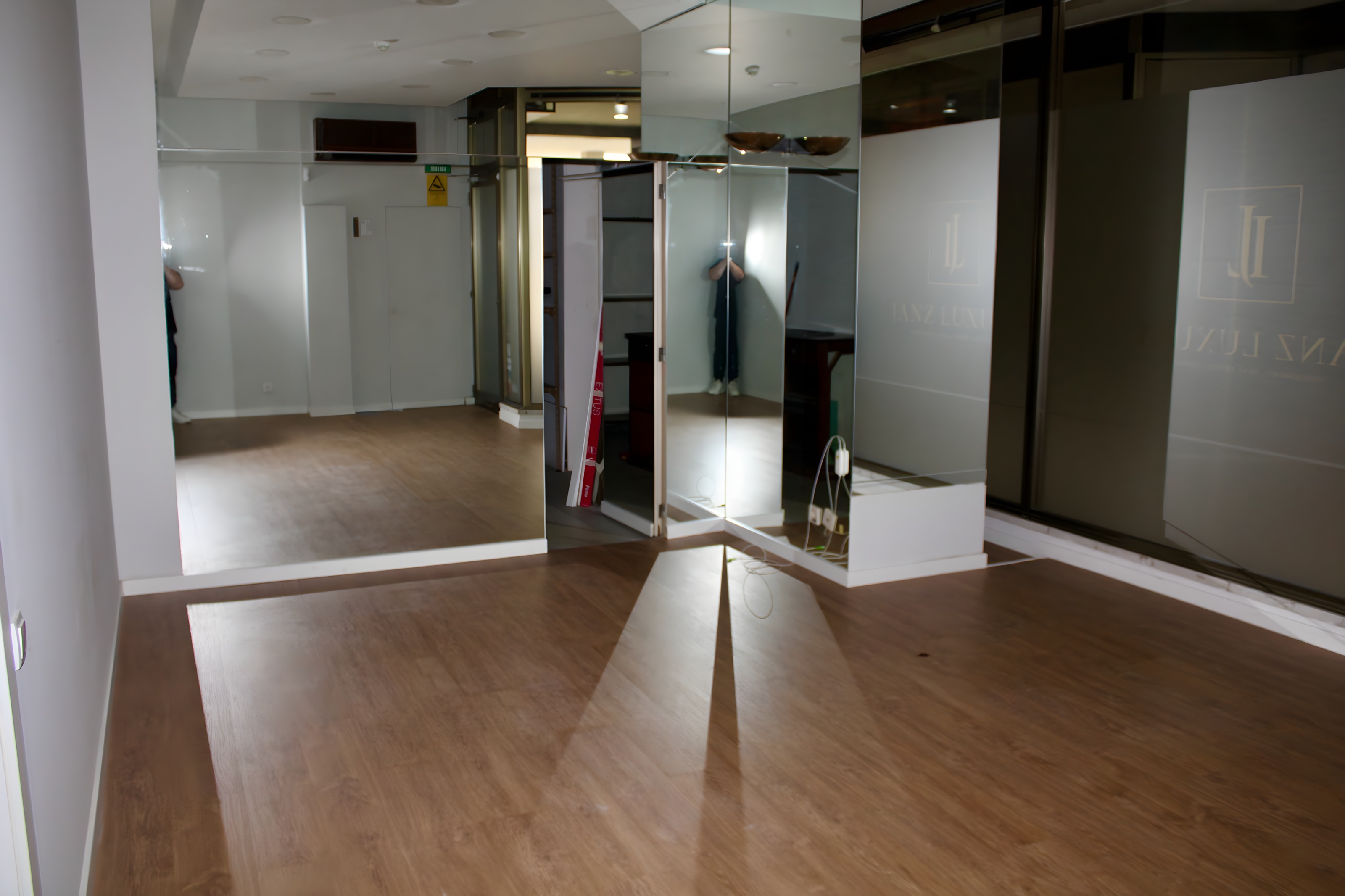 Loja com 60 m² na prestigiada zona da Boavista — miniatura 7
