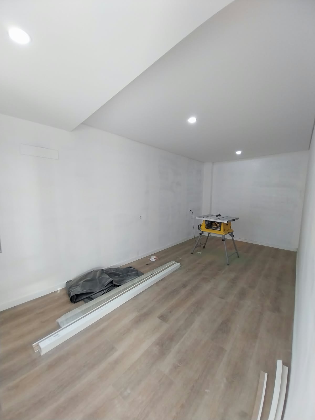 Moradia T3 totalmente renovada em Vilar do Paraíso — miniatura 4