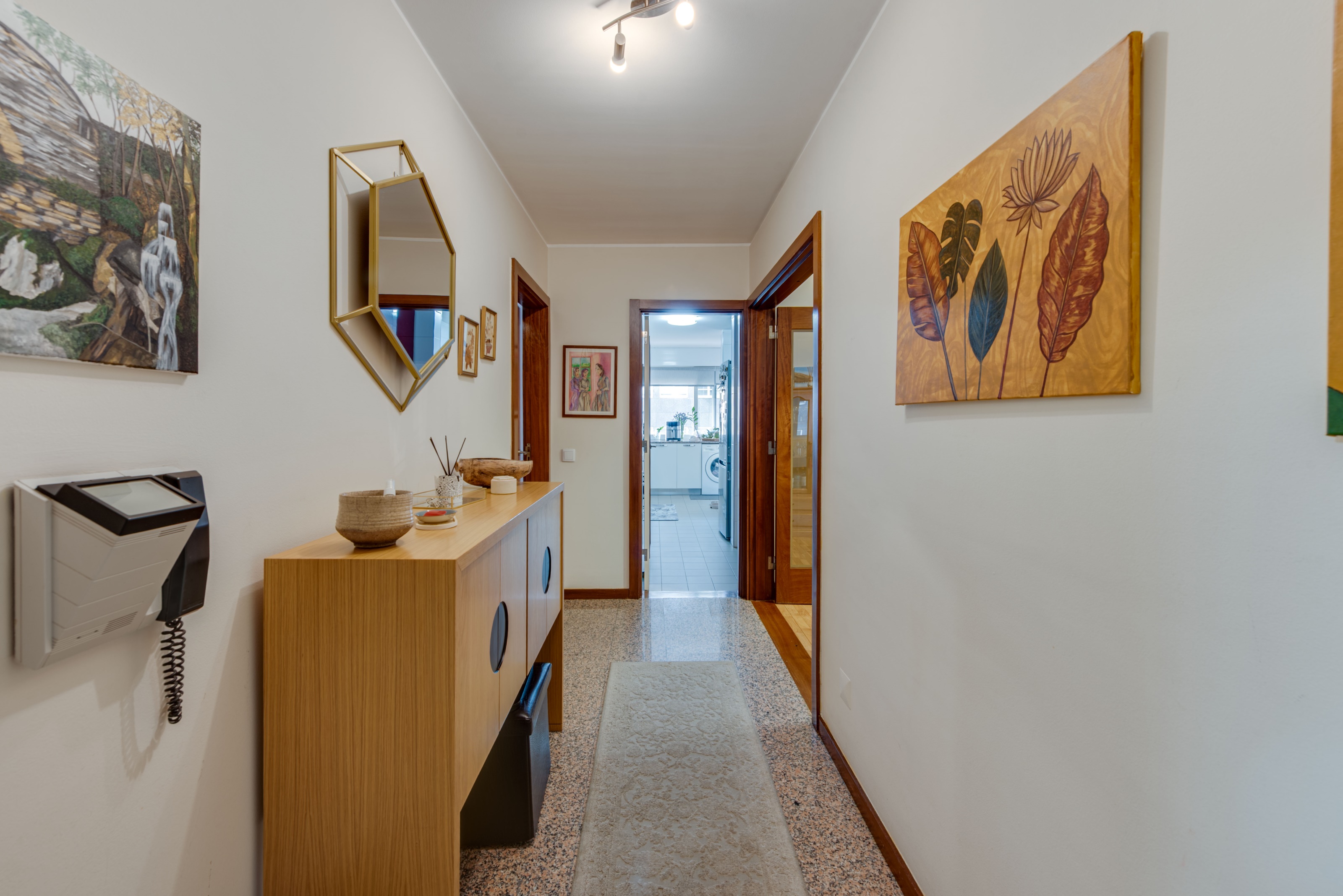 Apartamento T2 no coração de Vila Nova de Gaia — miniatura 2