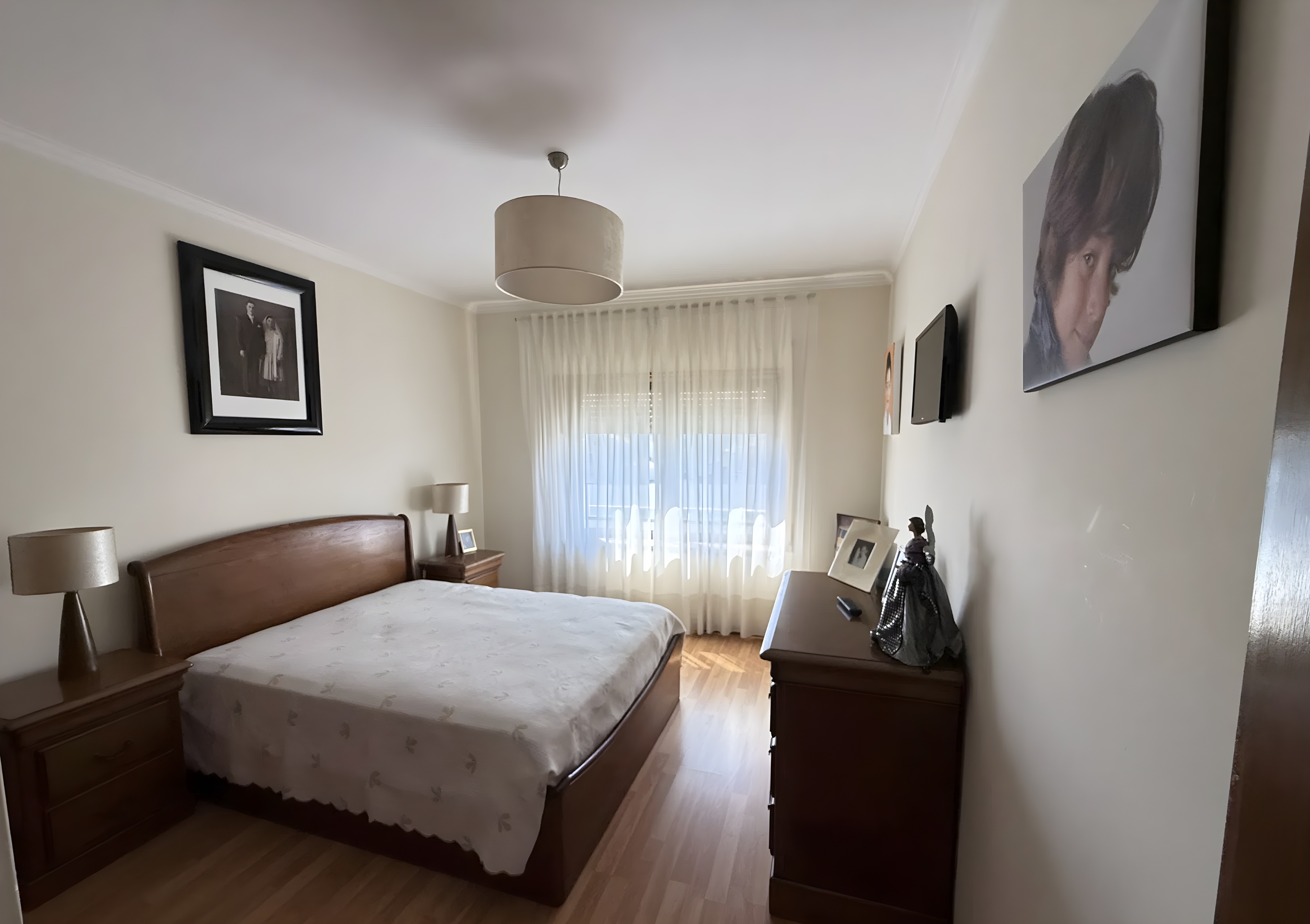 Apartamento T2 renovado na Madalena com garagem e arrumos — miniatura 21