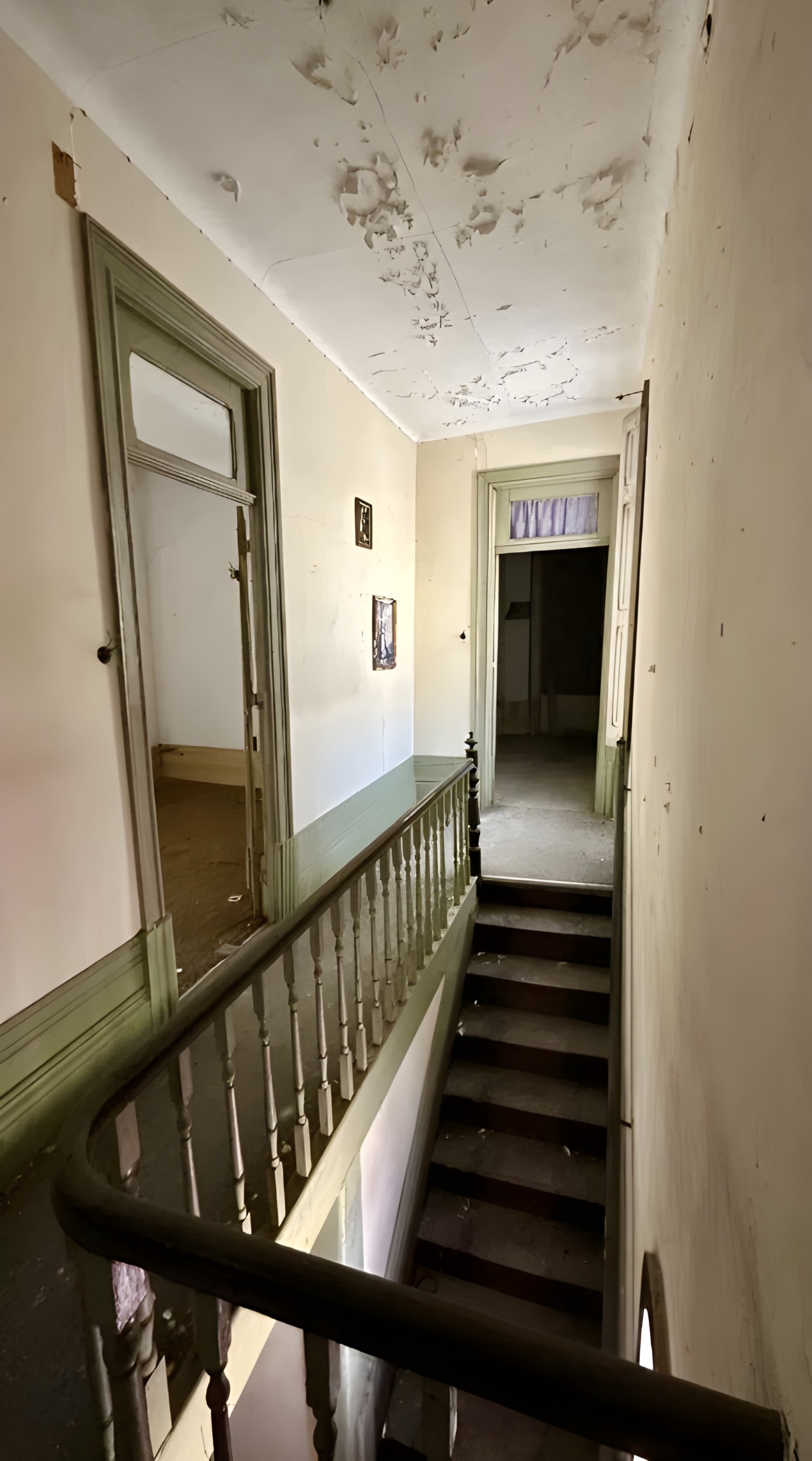 Moradia independente com terreno em zona central de São Mamede Infesta — miniatura 16