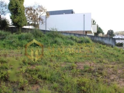 Terreno para construção de moradia em Pedroso