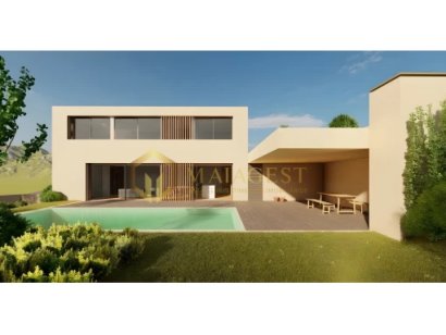 Moradia T3 moderna com piscina e vistas desafogadas em Gatão