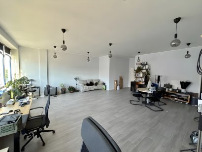 Escritório de 75 m² para arrendamento frente ao Mira Maia