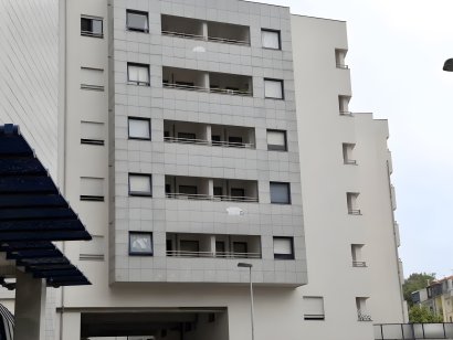Apartamento T1 mobilado na Praça da Galiza