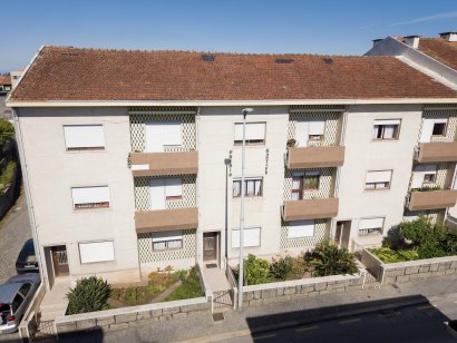 Prédio com vários T3 no coração de Gondomar com rentabilidade imediata