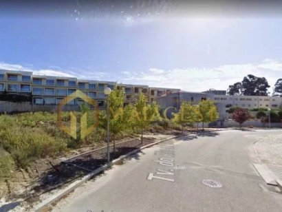 Terreno urbano para construção de moradia em Pedroso