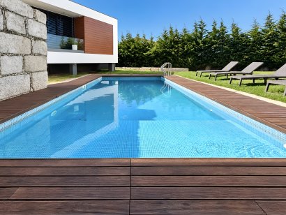 Moradia independente T3 com piscina, jardim e garagem em Moreira