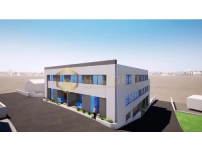 Prédio para recuperar com 24 suites em Matosinhos
