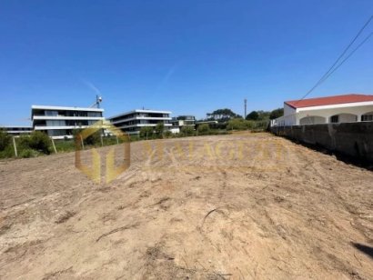 Terreno em frente ao Mar para construção de moradia